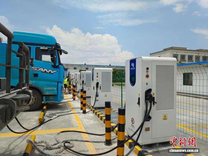 广西上半年新能源汽车充电量首破10亿千瓦时大关