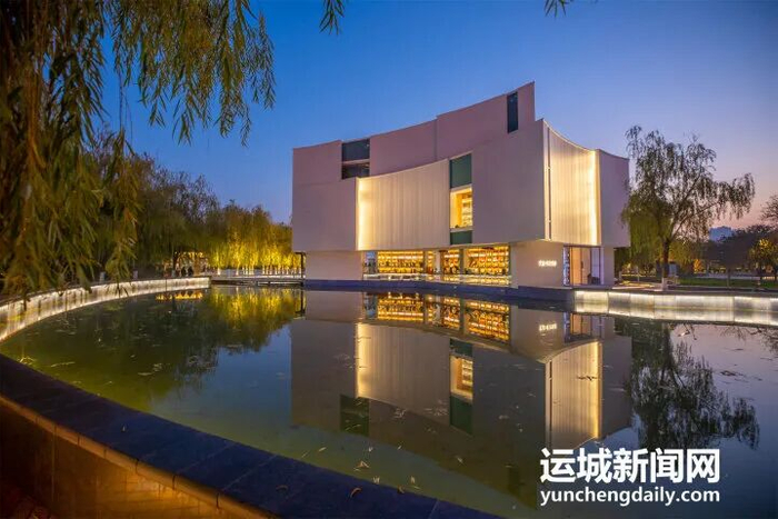 文脉公共阅读空间成暑期“充电”好去处